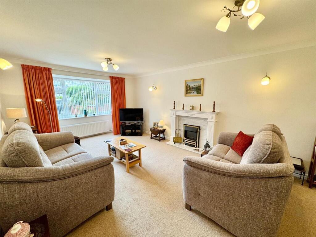 PHOTO-2025-09-03-07-23-57 (8).jpg