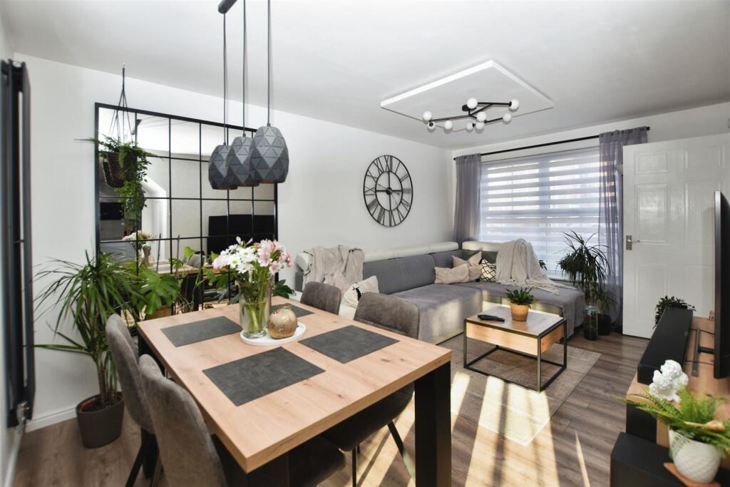 Lounge / Diner