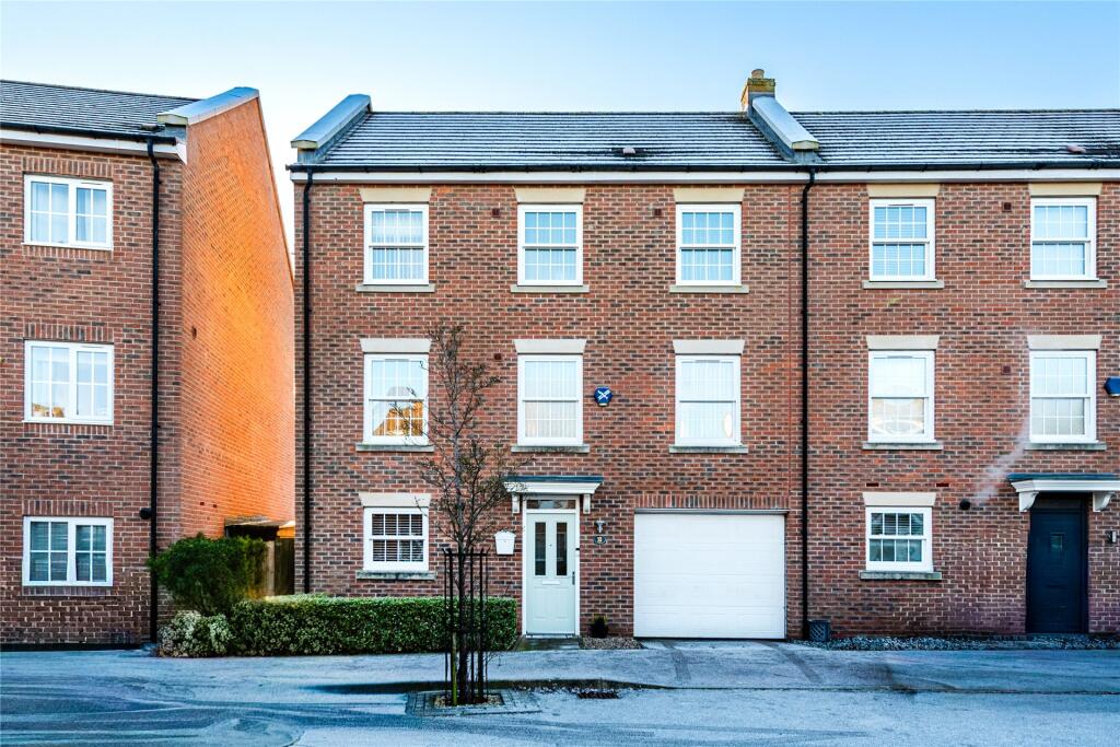 Sturdy Lane, Woburn Sands, Milton Keynes, Buckinghamshire, MK17