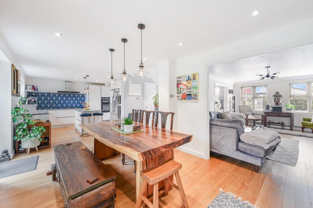 ELMWOOD DRIVEWAY (11).jpg