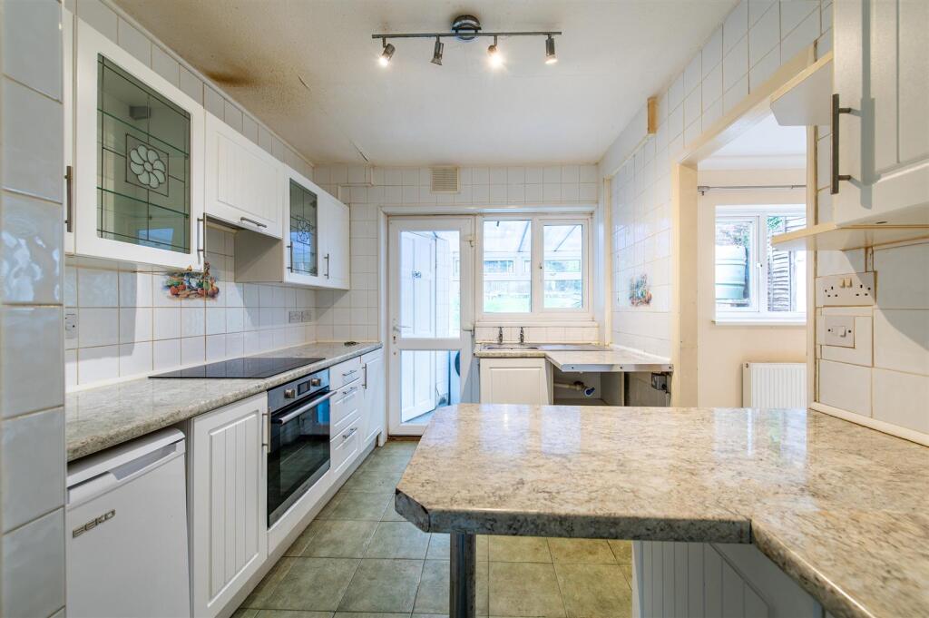 87FensWay- Kitchen.jpg