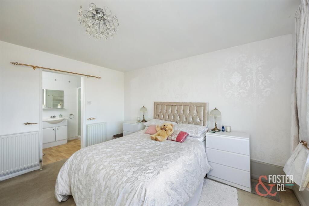 Gableson Avenue, 1-032.jpg