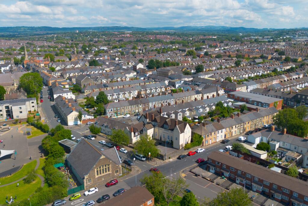 Call 02920 454555 to secure your viewing_19