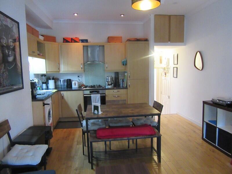 Open Plan Lounge Kitchen