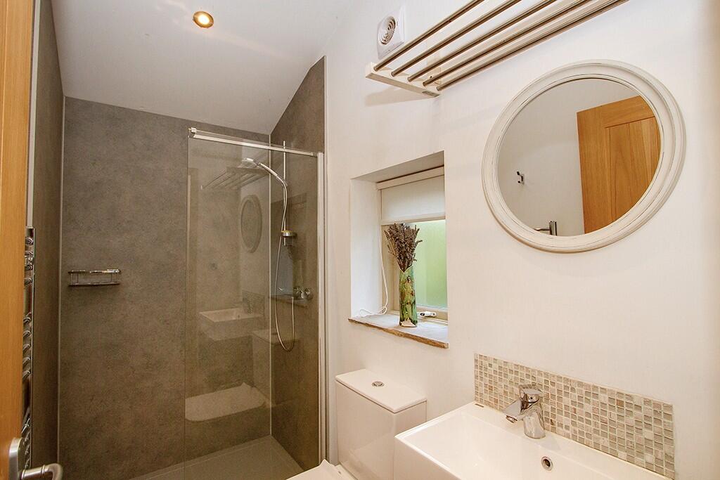 GF Shower room