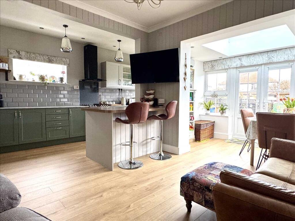 OPEN PLAN LIVING