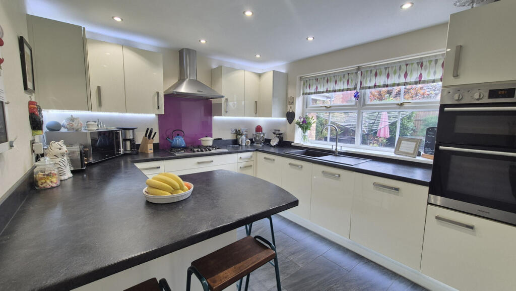 Breakfast Kitchen