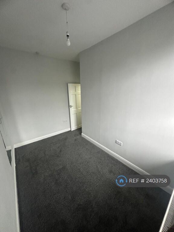 Bedroom 2 Pic a