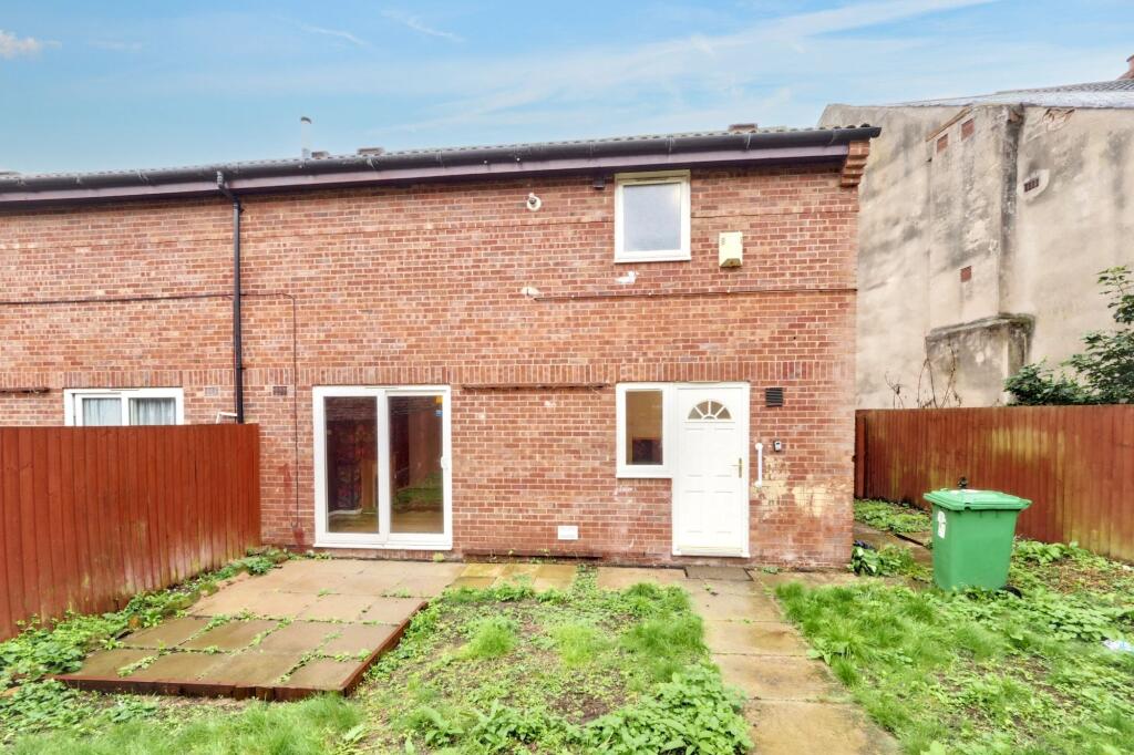 24 Alberta Terrace, New Basford, Nottingham NG7 6JA