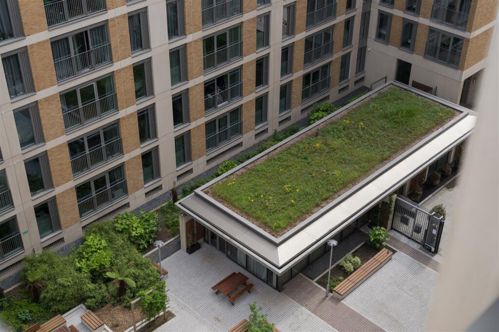 Courtyard 1.jpeg