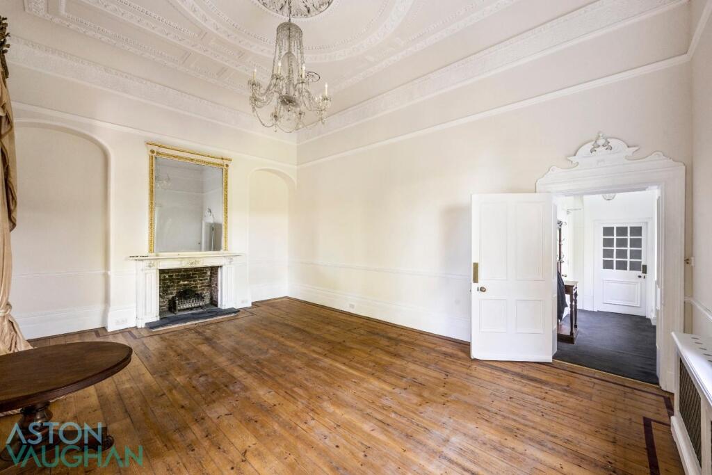 Sussex Square -006.JPG