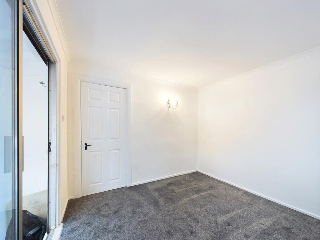 Dining Room or Snug 
