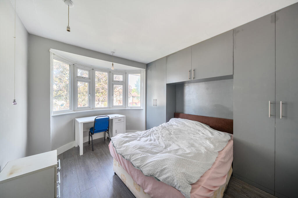 1357384-4-68d295d...