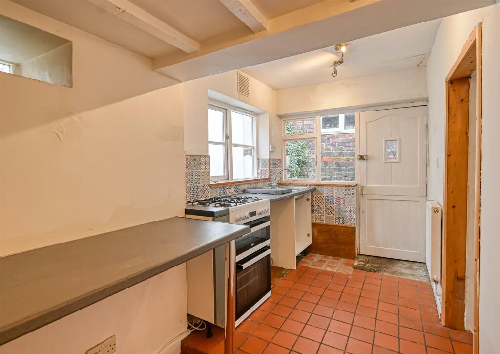 38 Bernards Hill-2.jpg