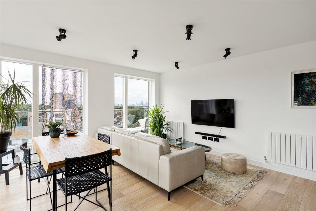 Picture House Mews
