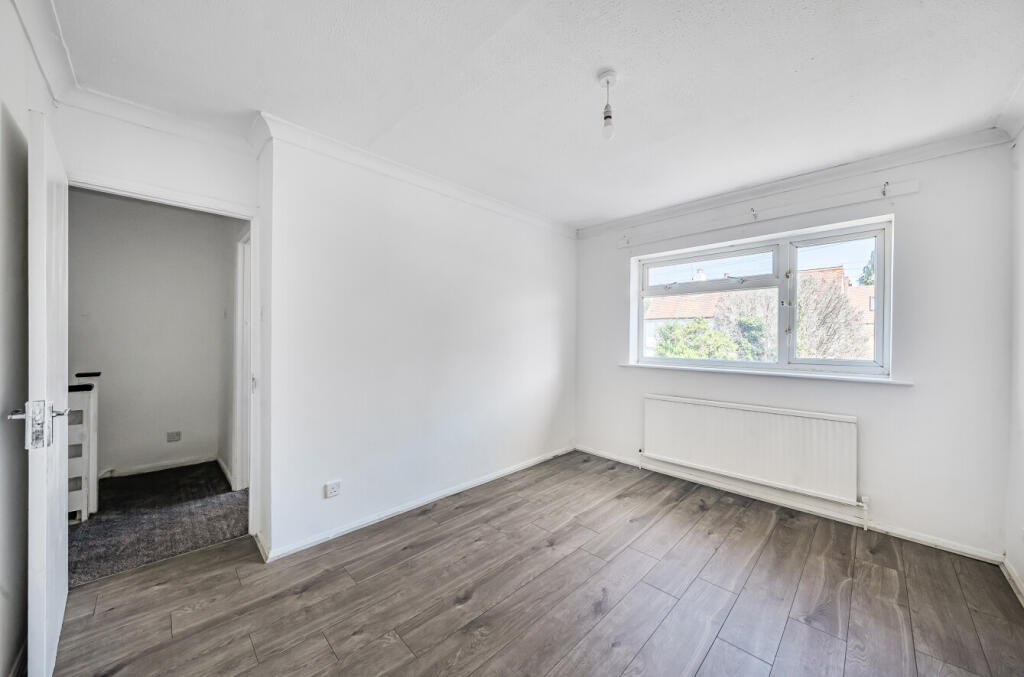 1299193-18-685305...