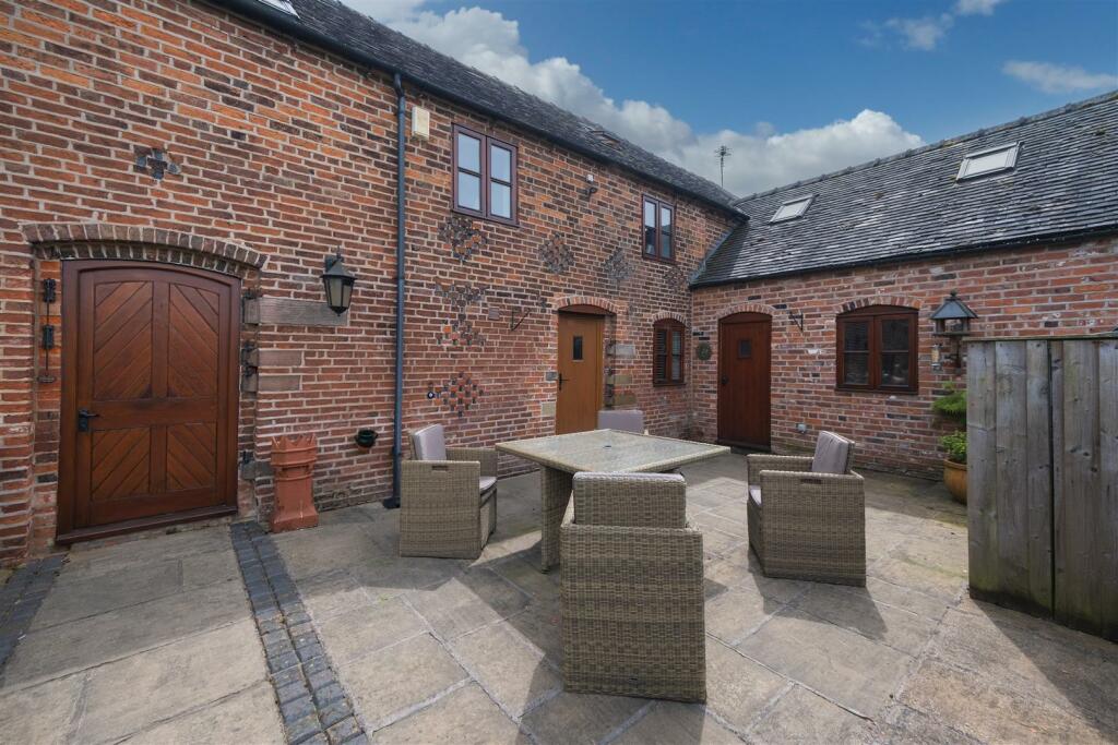 The Stables-059.JPG