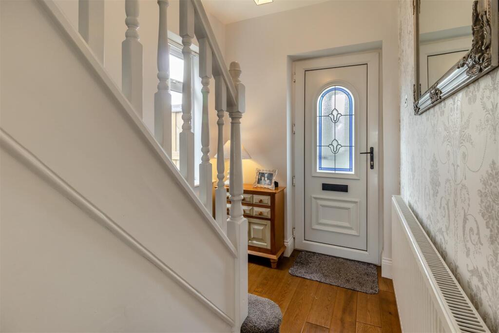 8640908-interior14.jpg