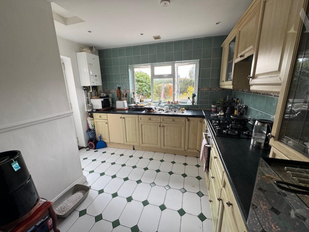 49 Ingleton Road kitchen