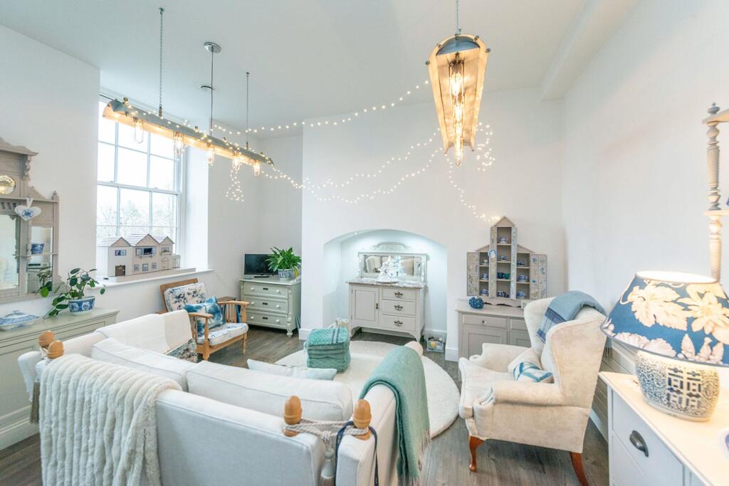 STUNNING OPEN PLAN KICHEN/DINER/LOUNGE