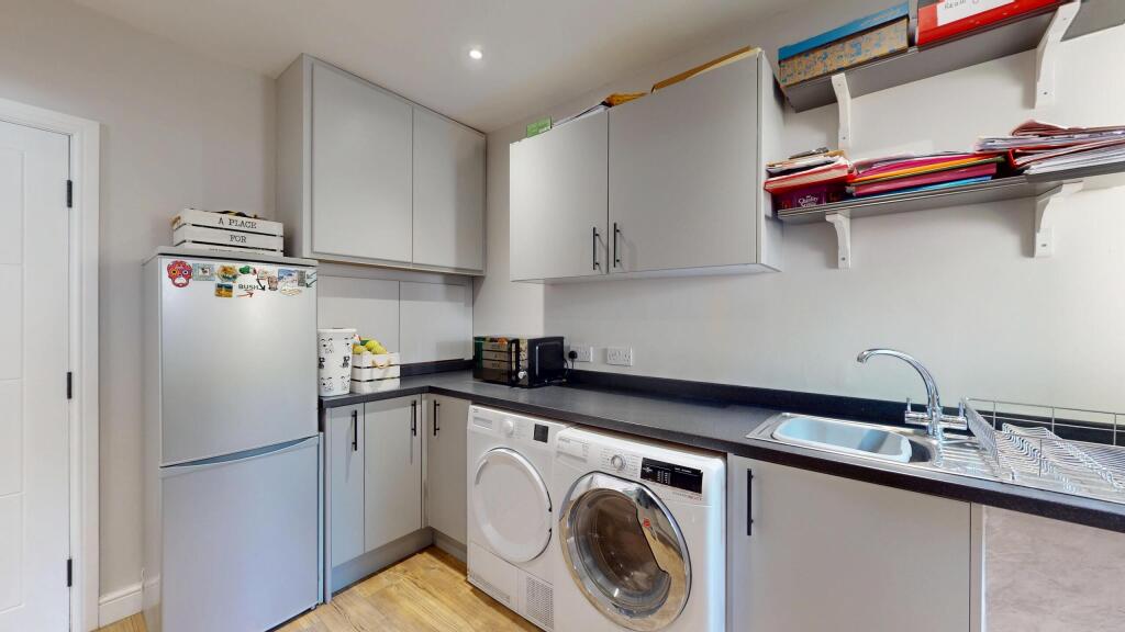 23-Broadfield-Way-06272025_142344