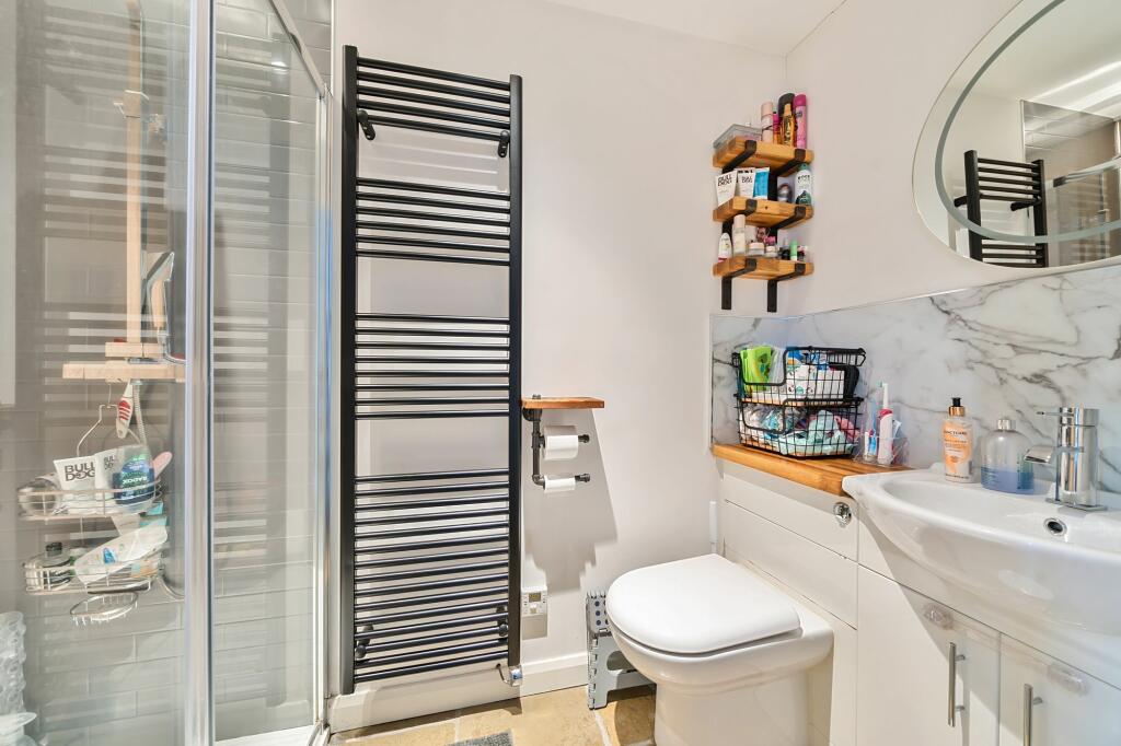 Shower Room (1)