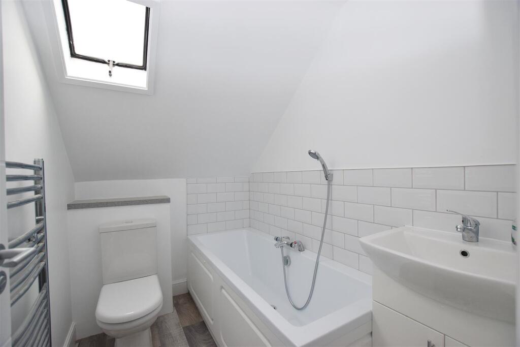 118cMilllanebath.JPG