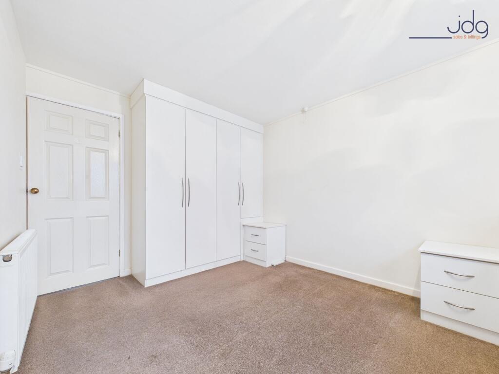 Double Bedroom with built in wardrobes