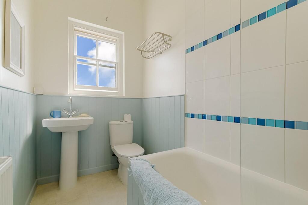 Bathroom.jpg