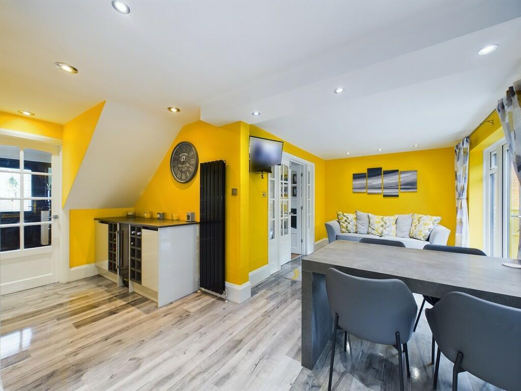 CAM02060G0-PR0192...