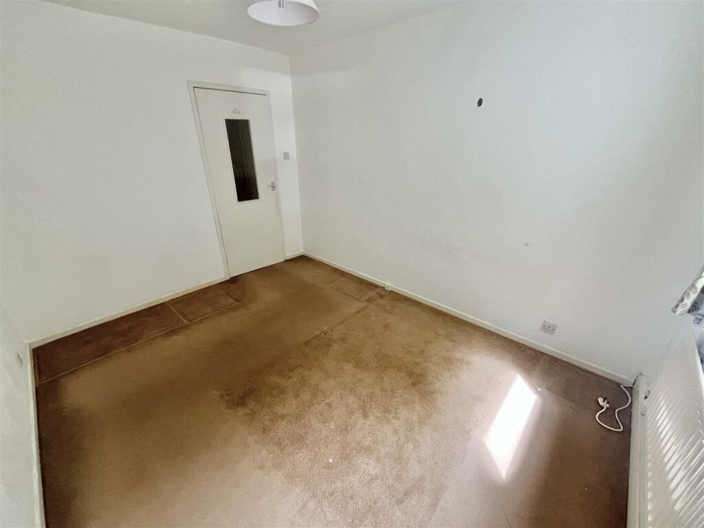 Bedroom 1 Aspect 2