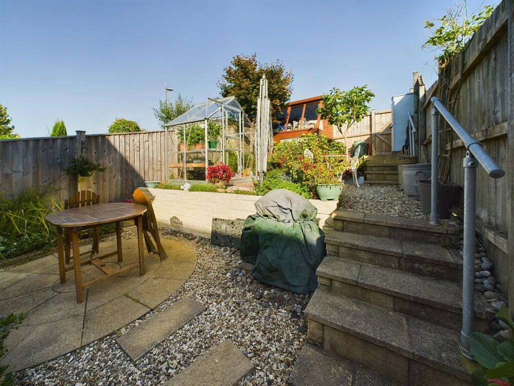 CAM02089G0-PR0325...