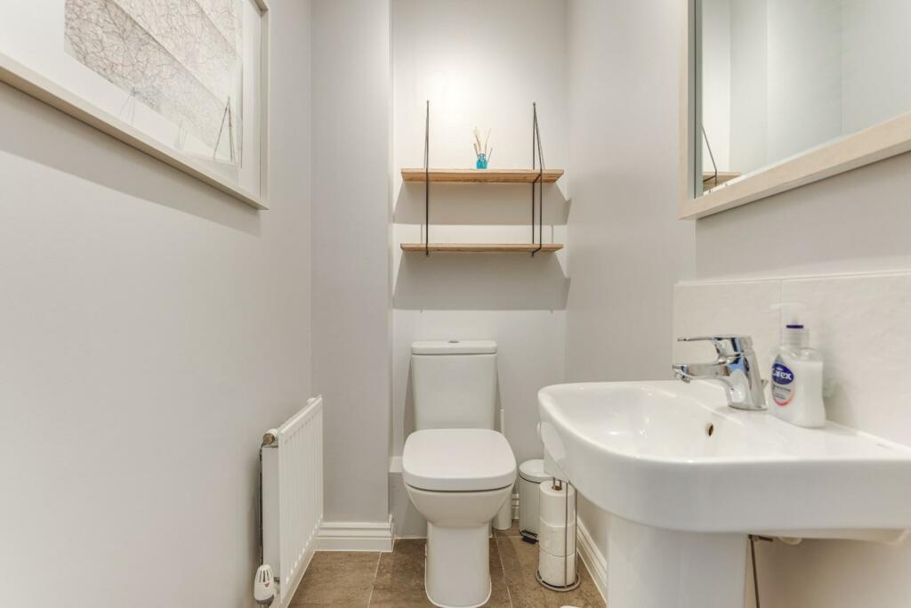 42 Aldridge Way-7.jpg