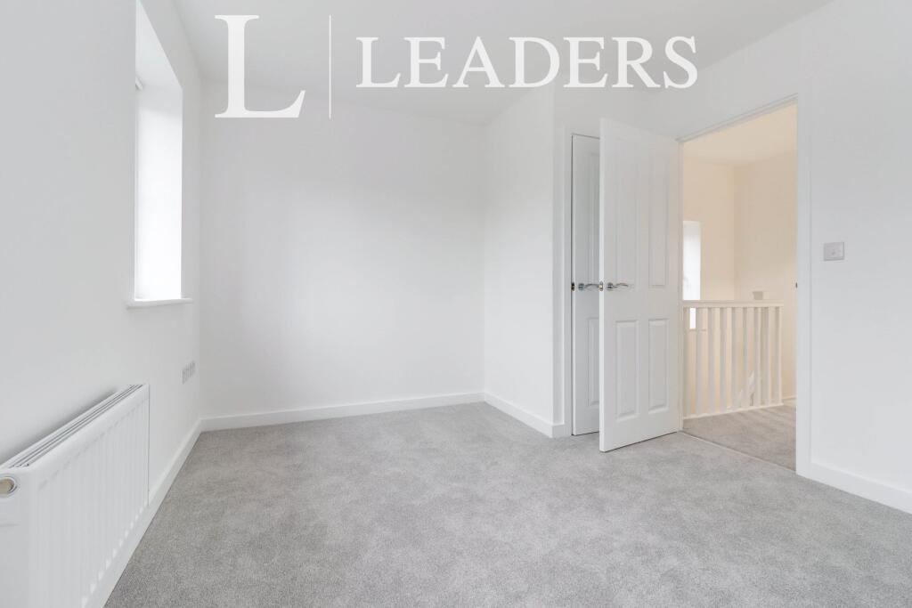 Second bedroom