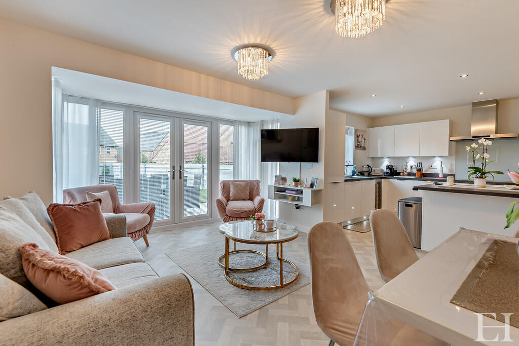 8630549-interior1...