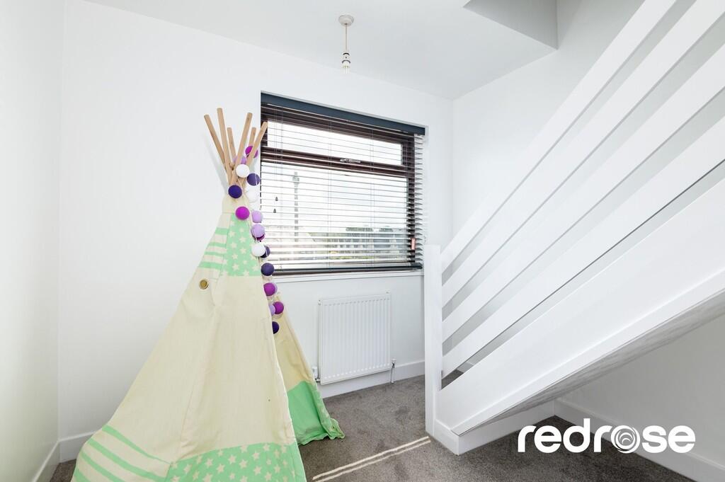 web_338 Croston R...