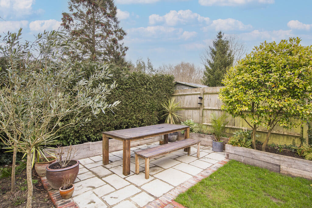 19_backpatio_A7A4...