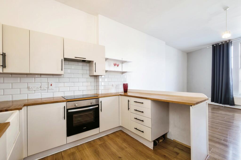 Fitted Kitchen