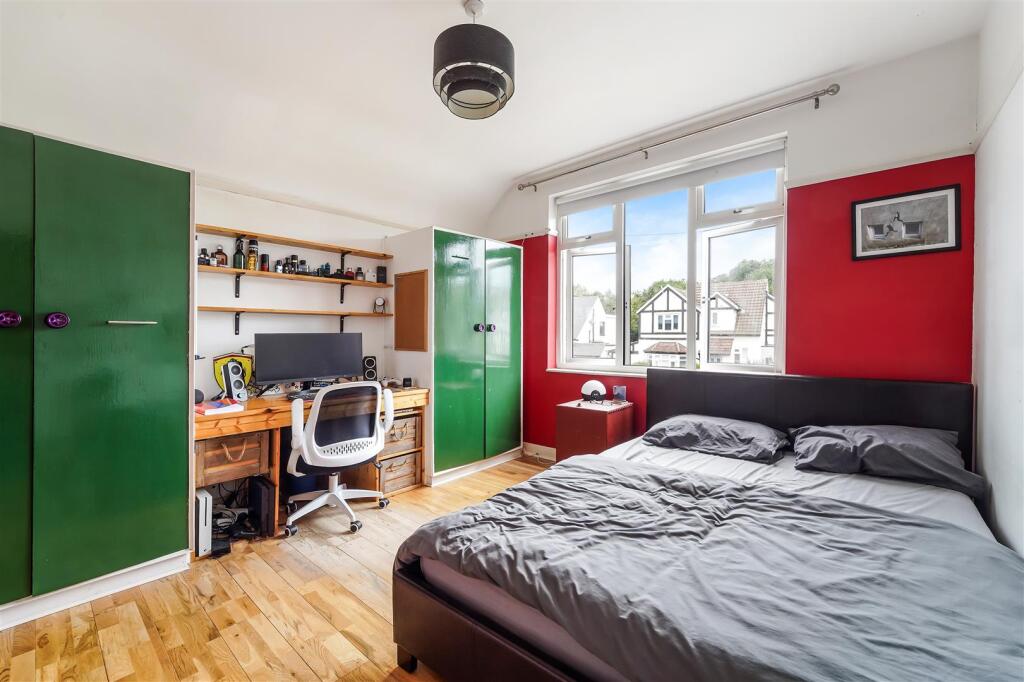 WHITESHORSE DRIVE (3).jpg