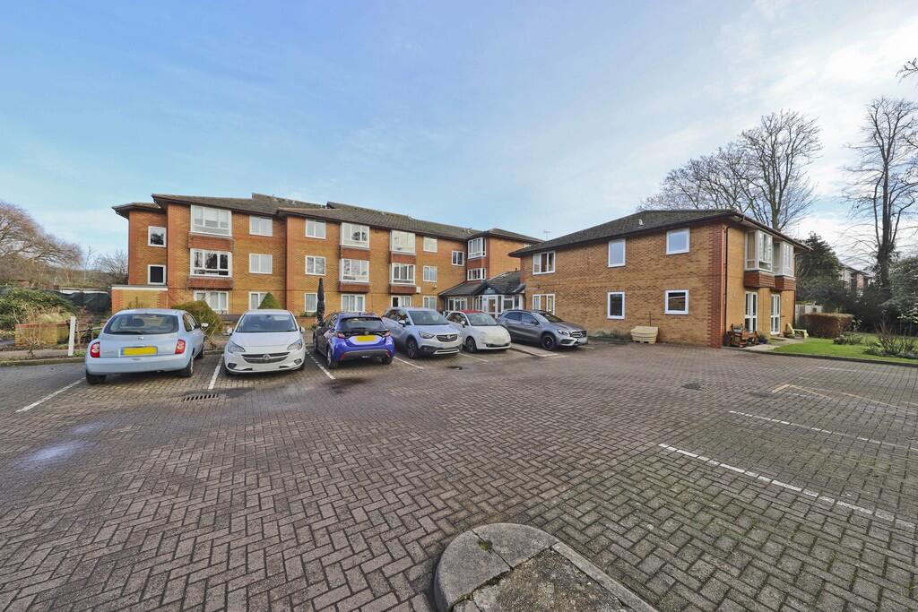 26 Maple Court (9...