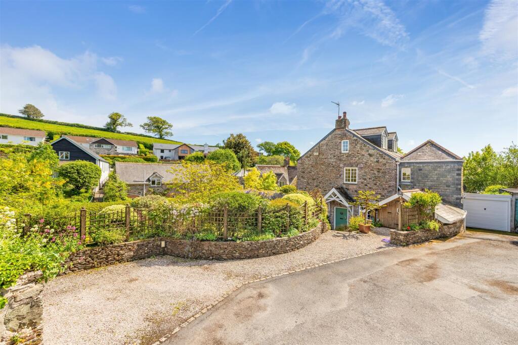 A10 - The Hermitage Ashprington Totnes - 250513.jp