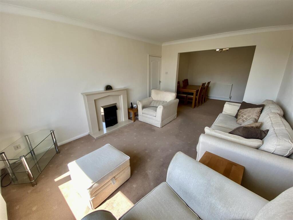 Bramleys Estate Agents - Westfields Avenue - Mirfi