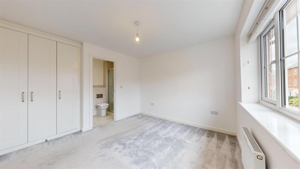 Eardley Close 4 Bedroom One.jpg