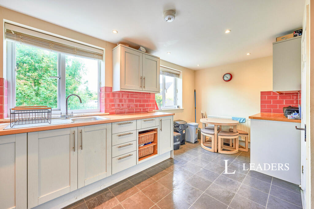 Kitchen &amp; Dining Area