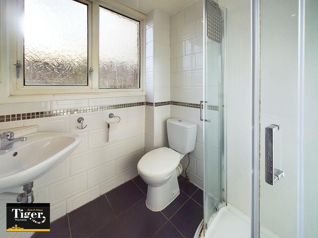 CAM02176G0-PR0401...