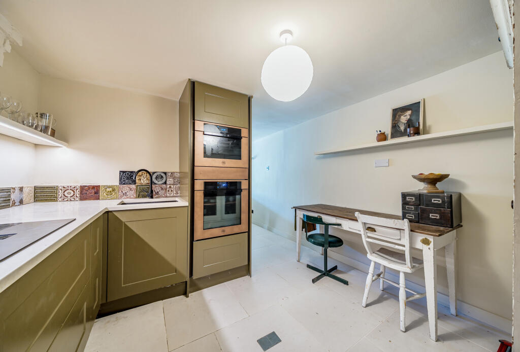 1341918-7-68af088...