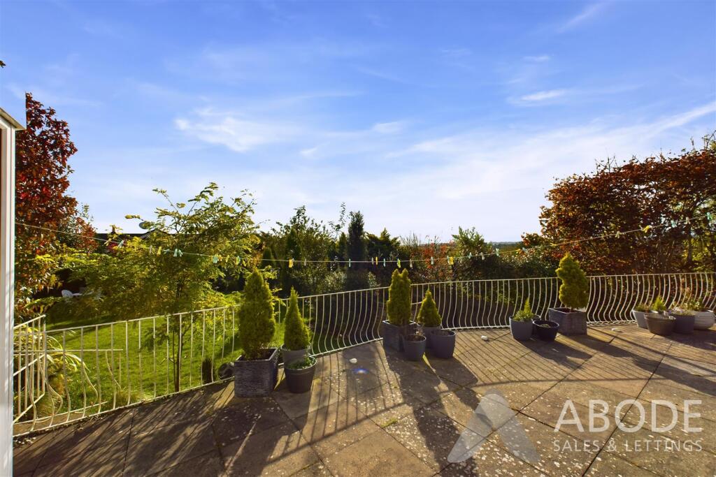CAM03473G0-PR0139-STILL039.jpg
