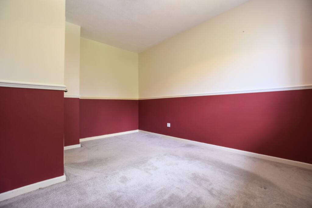 39 Carroll Close second bedroom