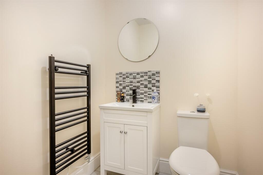 8624897-interior04.jpg