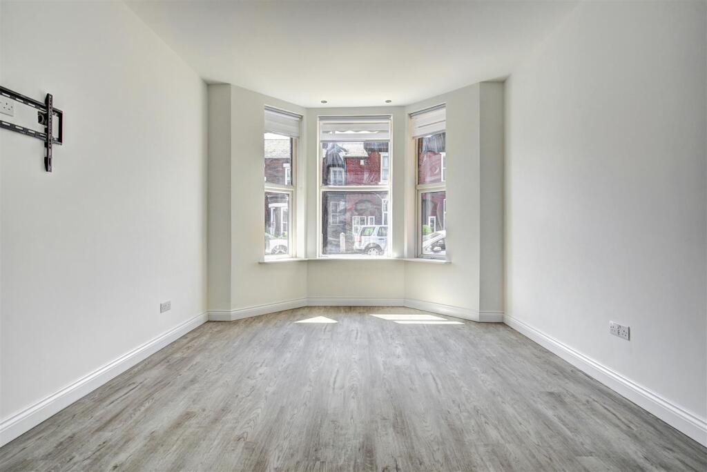 51 Avondale Road, Wigan-8.jpg